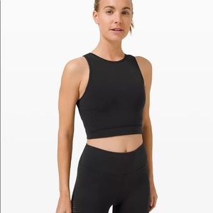 NWOT Lululemon reveal crop tank seamless 6